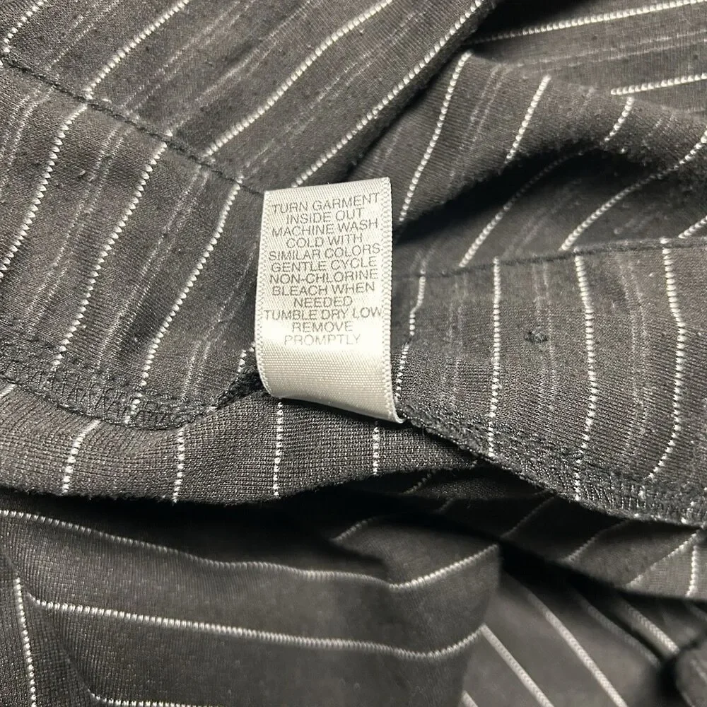 Soft by Avenue Women’s Pinstripe Pants Size 22/24 Black Pull On Career Plus - Picture 8 of 8